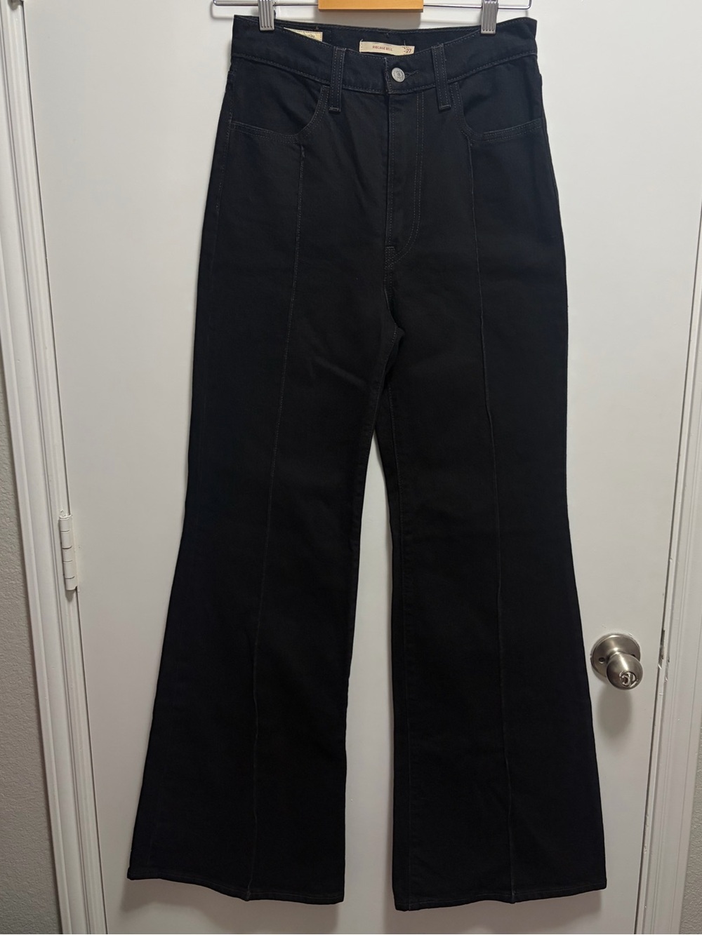 Levi’s Ribcage Bell Black Jeans Women’s Size 27